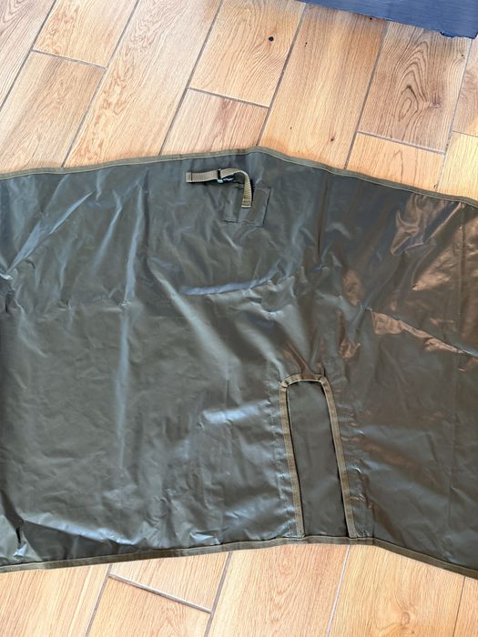 Fox Frontier II XL Deluxe Wrap sama podłoga i śledzie