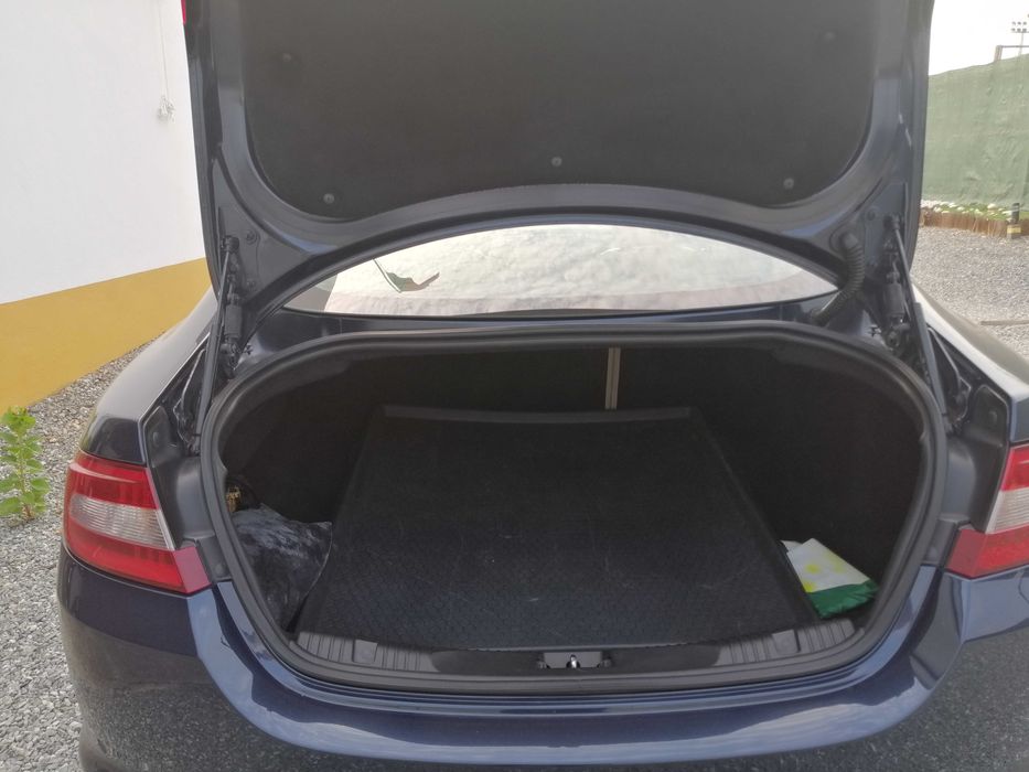 Jaguar XF rigorosamente impecável