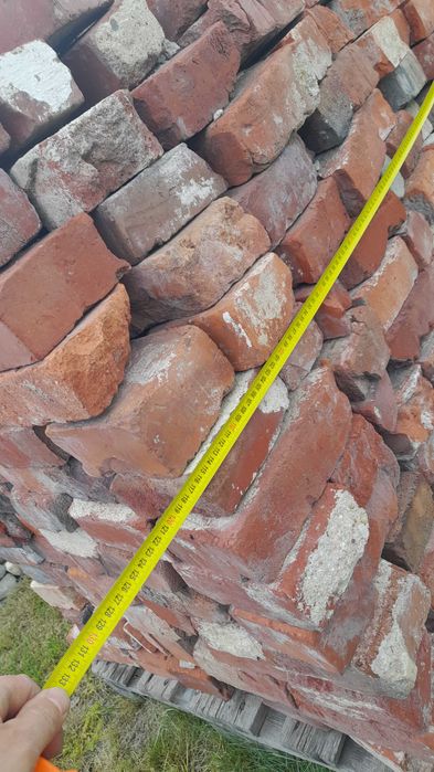 Czysta cegła poniemiecka z rozbiórki, połówki