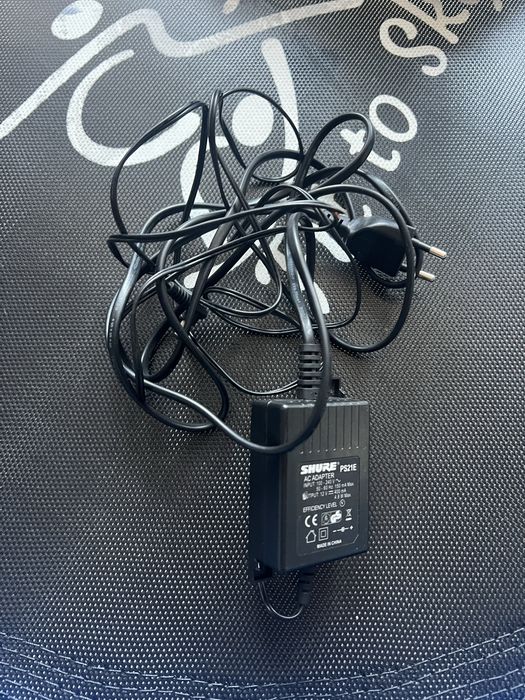 Shure універсальна радіосистема