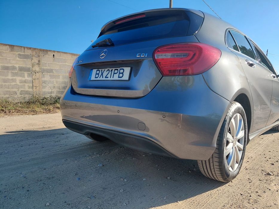 Mercedes cinza  A180 — photo 2