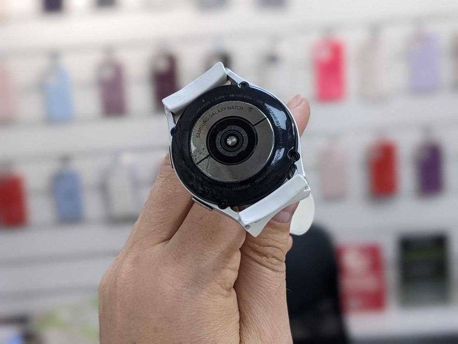 Смарт-годинник Samsung Galaxy Watch 4 40mm R860 Silver
