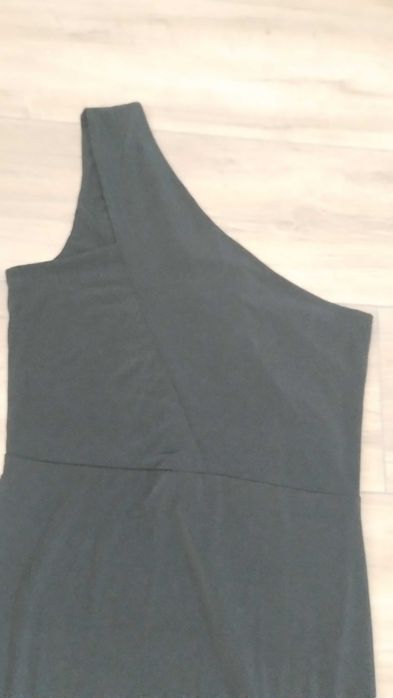 Nowa czarna sukienka maxi L/XL na jedno ramię