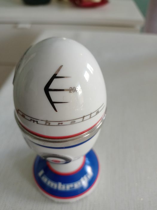 Kolekcjonerskie jajko muzyczne Lambretta SX200