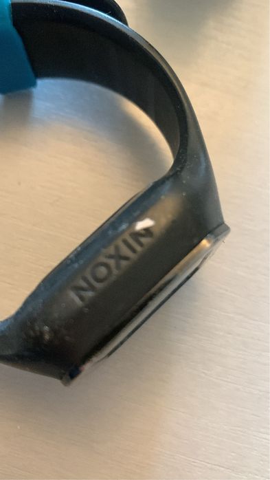 3 relogios NIXON