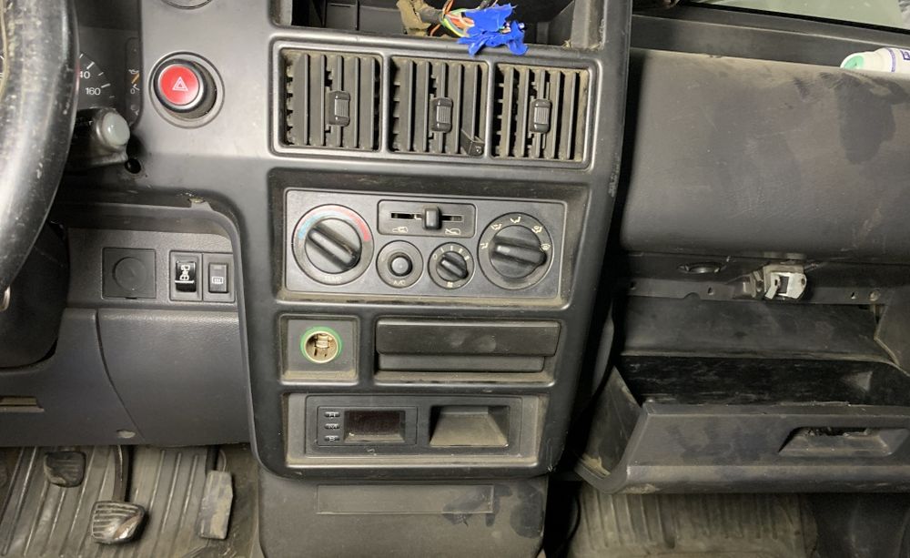 Разборка Опель Монтерей 3.2 / Запчастини Opel Monterey / Isuzu Trooper