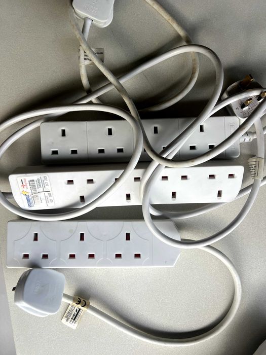 Extensão com várias entradas - Serve para UK