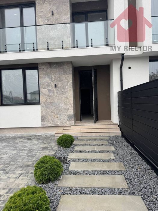 Продаж Будинку унікального газифікованого таунхаусу.