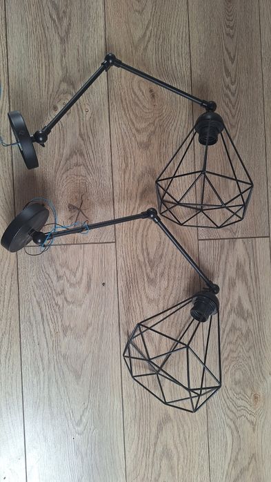 Kinkiety geometryczne