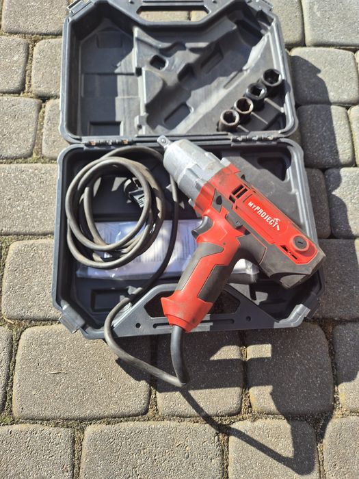 Elektryczny klucz do kol  My Projekt