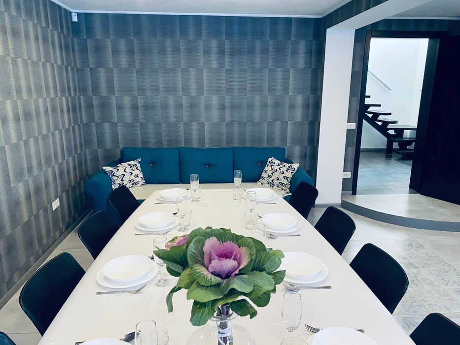 Подобова оренда будинку в Києві м. Лівобережна. Посуточная аренда дома