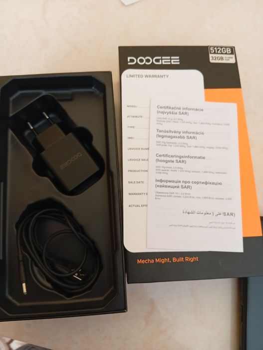 Смартфон Doogee S200X.