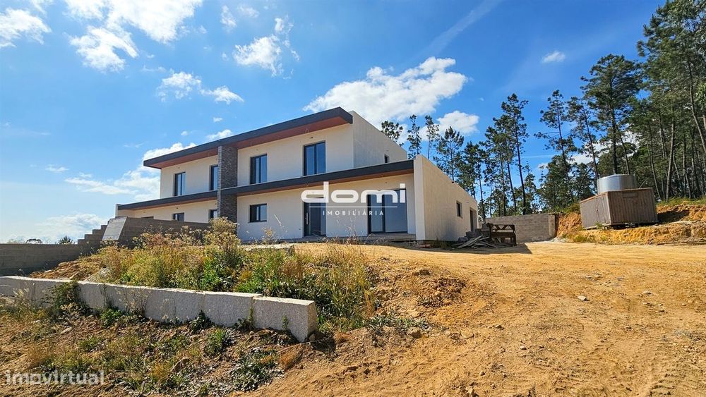 Moradia Geminada T3 Nova – Pinho, São Pedro do Sul