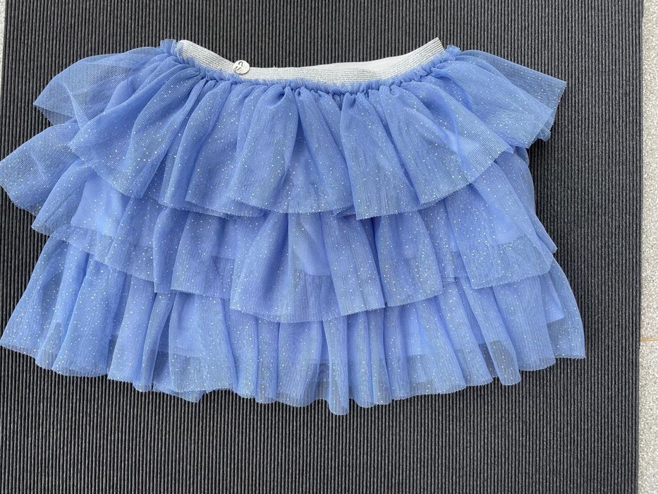 Saia em renda azul