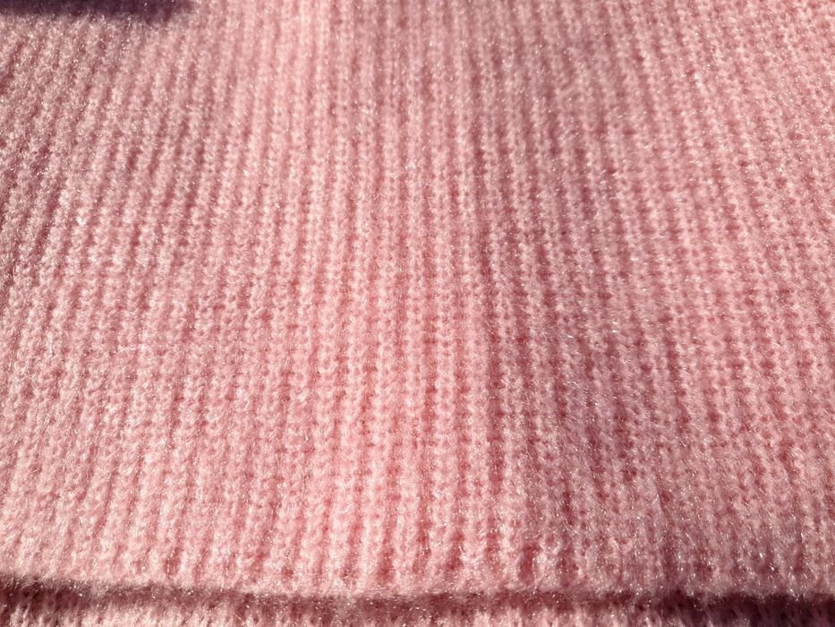 Свитер женский розовый