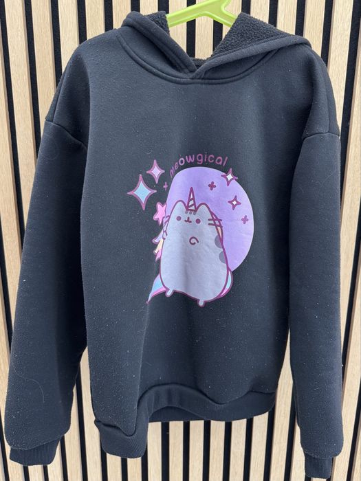 Bluza z motywem Pusheen