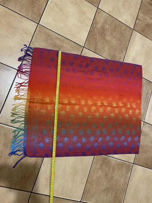 Szal w etniczne wzory.