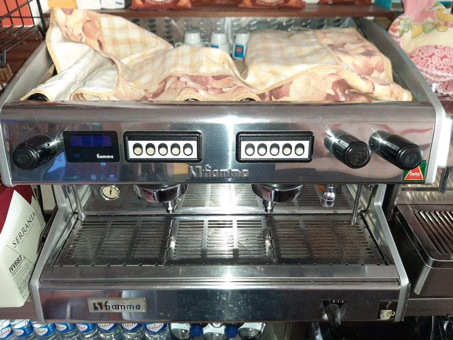 Máquina de café industrial digital Fiamma