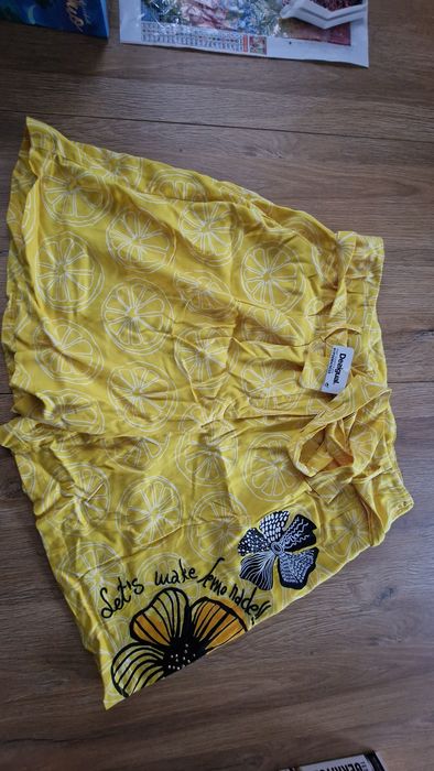 Krótkie spodenki Desigual