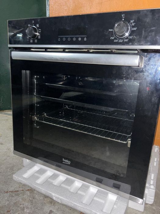 Forno marca Beko