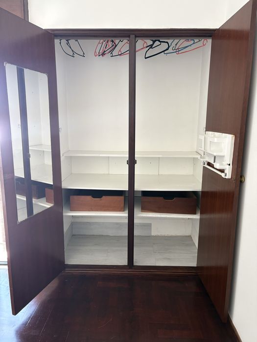 Quarto para arrendar