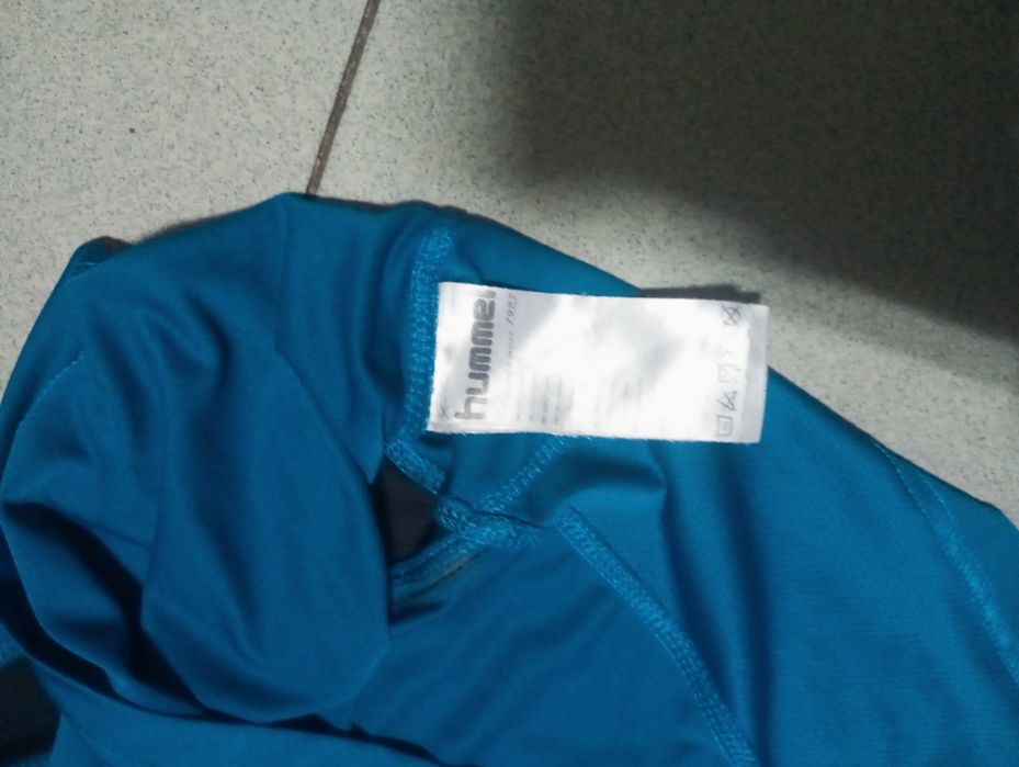 Футболка    hummel оригінал легка, спортивна.Розмір M