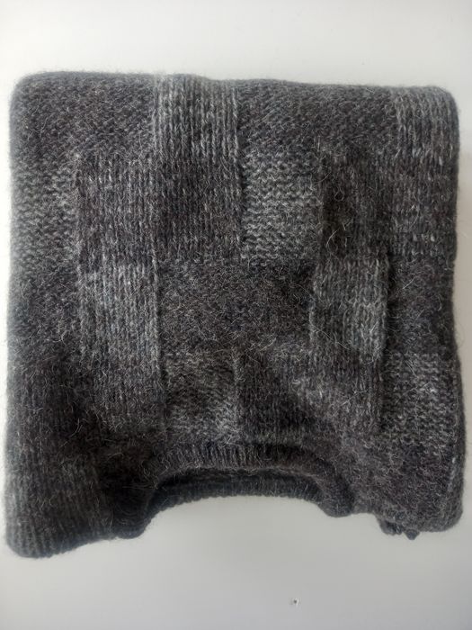 sweter męski wełniany