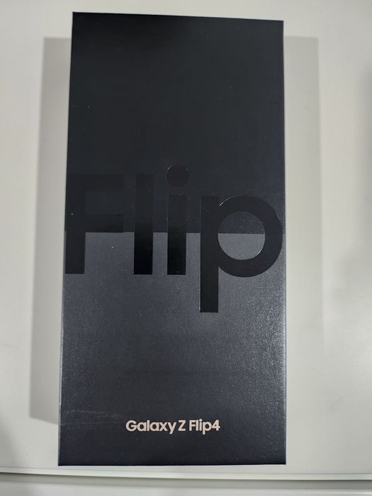 Samsung Z flip4 128gb