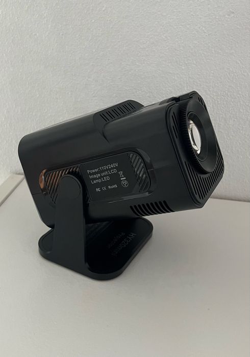 Mini Projetor Portátil WiFi Netflix 1080p - NOVO ( em caixa )