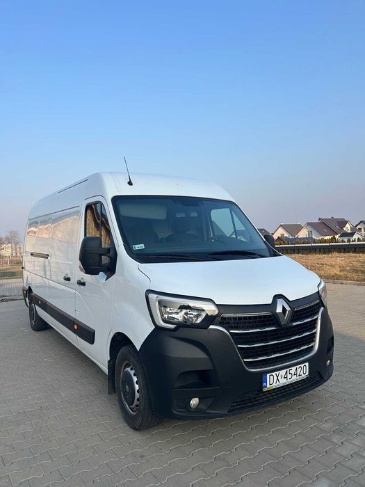 Wynajem busa furgon/blaszak z hakiem L3h2