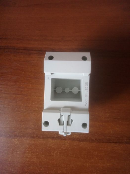 Клемники, розетка 16/25 250V на DIN - рейку.