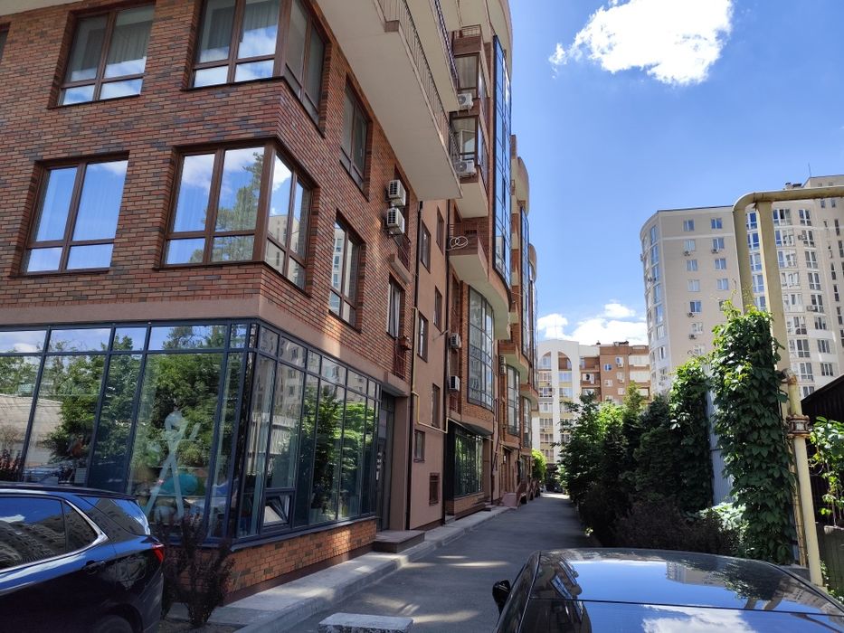 Оренда 72 м.кв. В.Стуса/Університетська