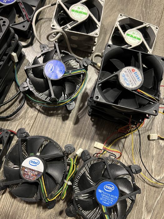Кулер 12В Розпродаж компʼютерний