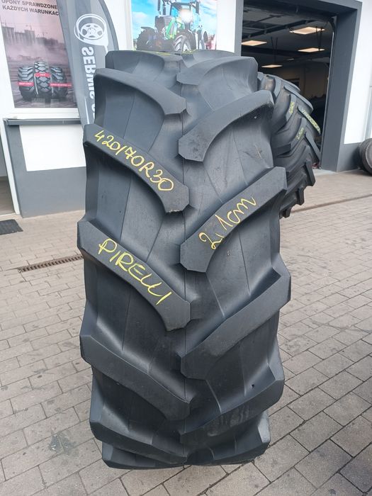 420/70R30 Pirelli TM700 Radial