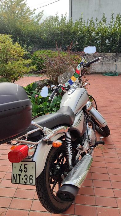 Yamaha YBR 125 Custom