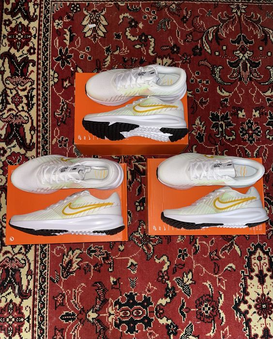 Кроссовки оптом 3 пары Nike