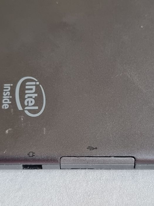 Tablet Lenovo ThinkPad 10 não liga