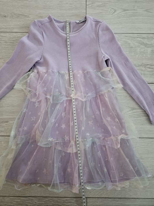 Sukienka dziewczęca reserved długi rękaw rozm. 128