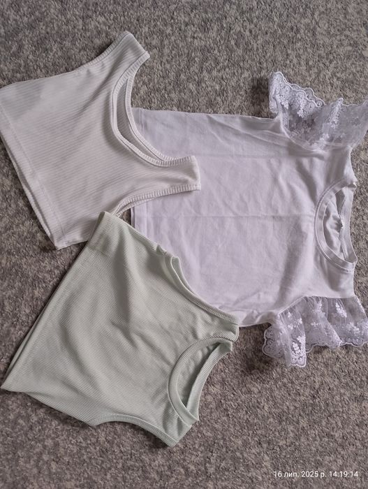 Футболка і топи зріст 122 см