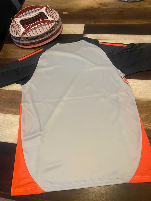 Camisola treino Benfica 24/25