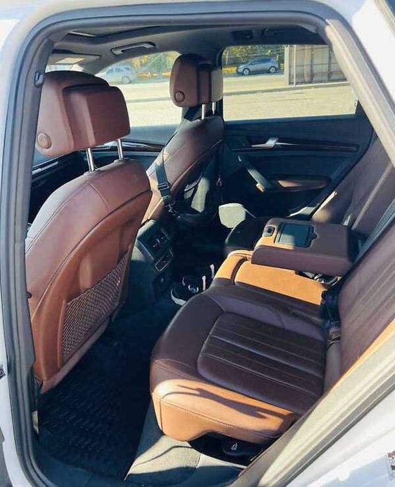 Audi Q5 2020 года