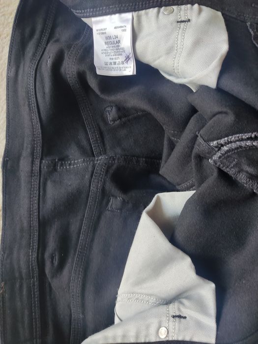 Продам мужские стретчевые джинсы wrangler w36-l34