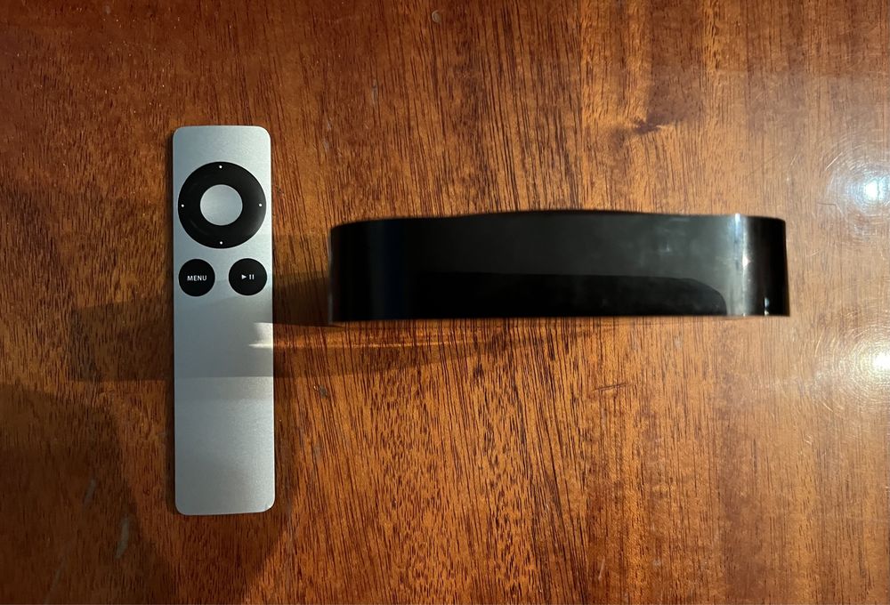 Приставка Apple TV 2 покоління