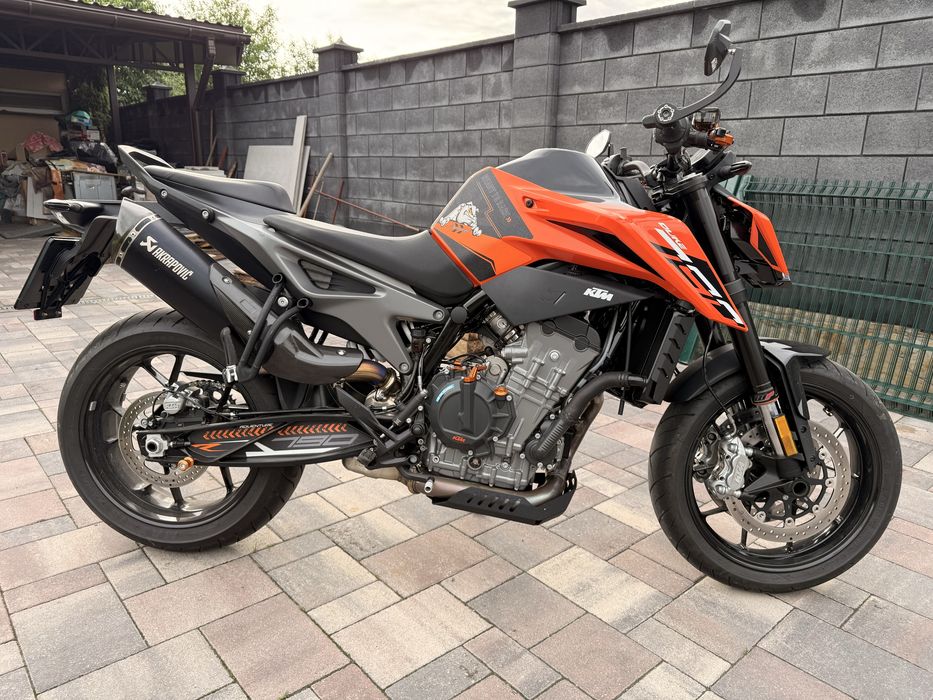 KTM 790 Duke 2024