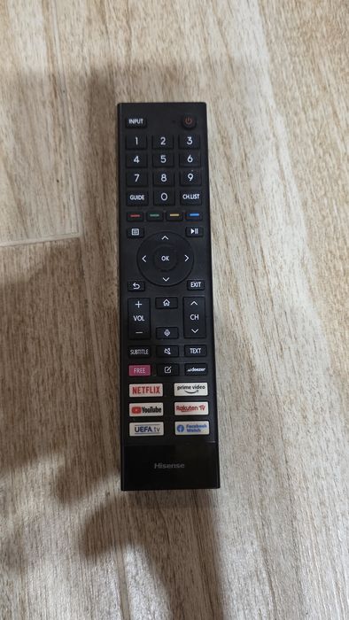 Pilot do dv smart Hisense - używany - sprawny