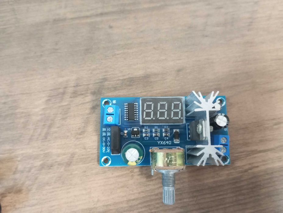 Regulador de Tensão