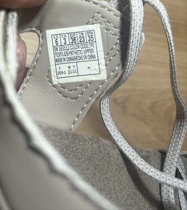 Sandały Skechers 36