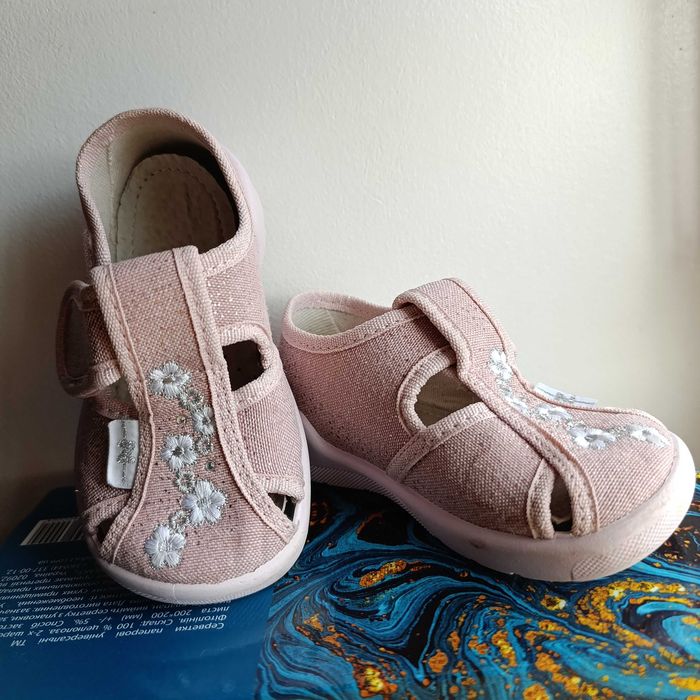 Капці для дівчинки Waldi