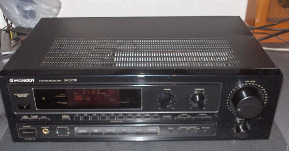 Amplituner PIONEER SX 202R