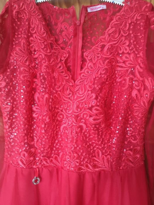 Suknia wieczorowa czerwona